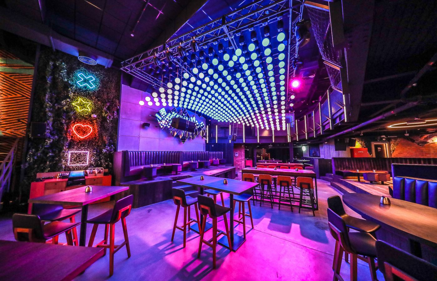 Karaoke Places in Dubai